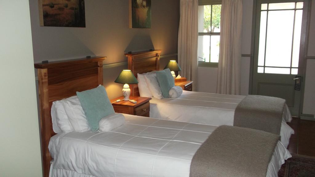 Housemartin Lodge & Self Catering De Rust Exteriör bild